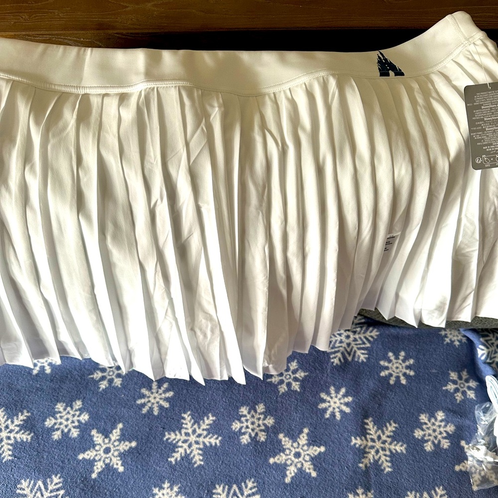 NWT Disney Fantasyland castle skort